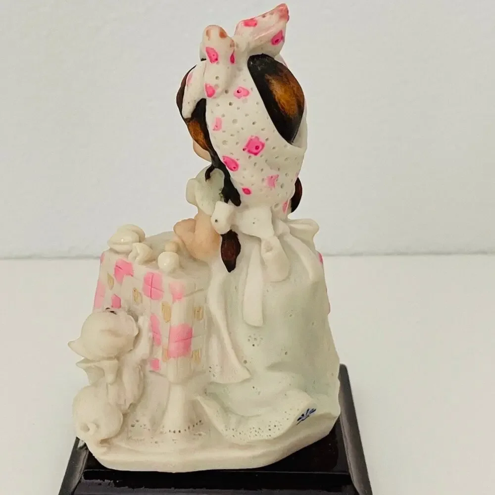 Giuseppe Armani Florence Figurine Girl with Cat Little Treasures Italy